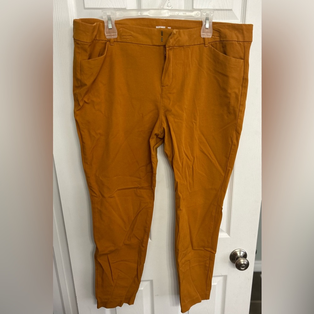 Old Navy Pixie Pants